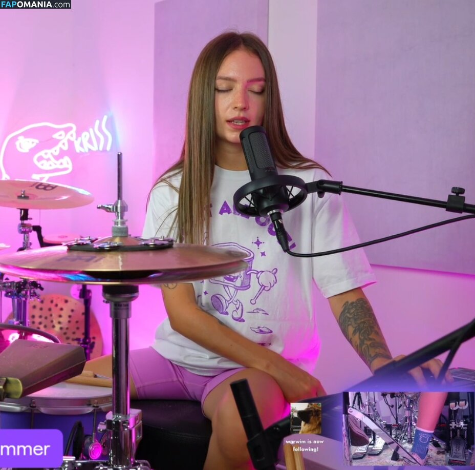 Kriss Drummer / Kristina Rybalchenko / kriss_drummer / user Nahý OnlyFans  Uniklá fotka #78