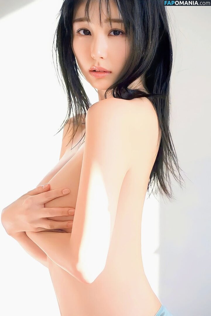 Kurita Emi Nahý OnlyFans  Uniklá fotka #2