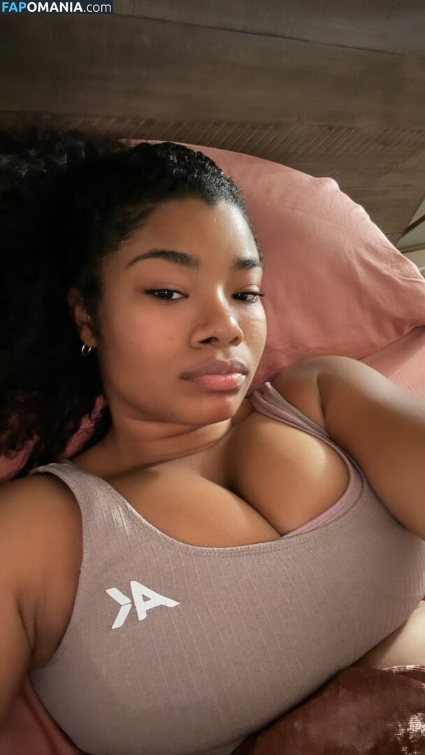 Kyylareneee / kurlykyy / kurrlyyy / kyylarenee Nahý OnlyFans  Uniklá fotka #10