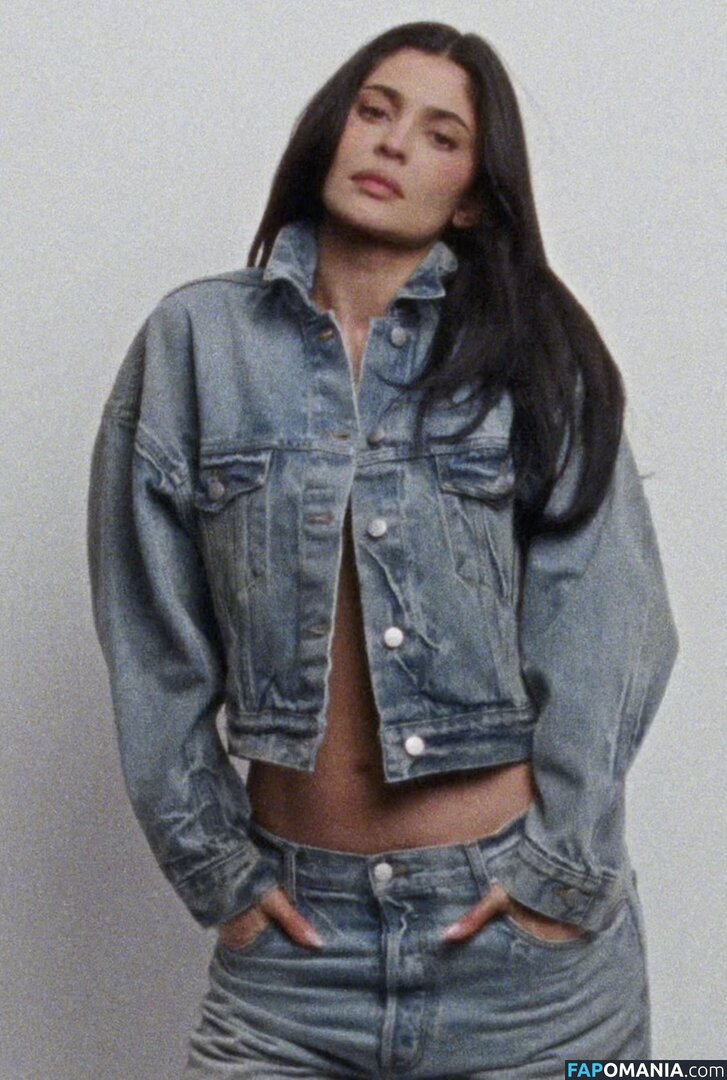 Kylie Jenner / kyliejenner / kyliejenner.2 Nahý OnlyFans  Uniklá fotka #59