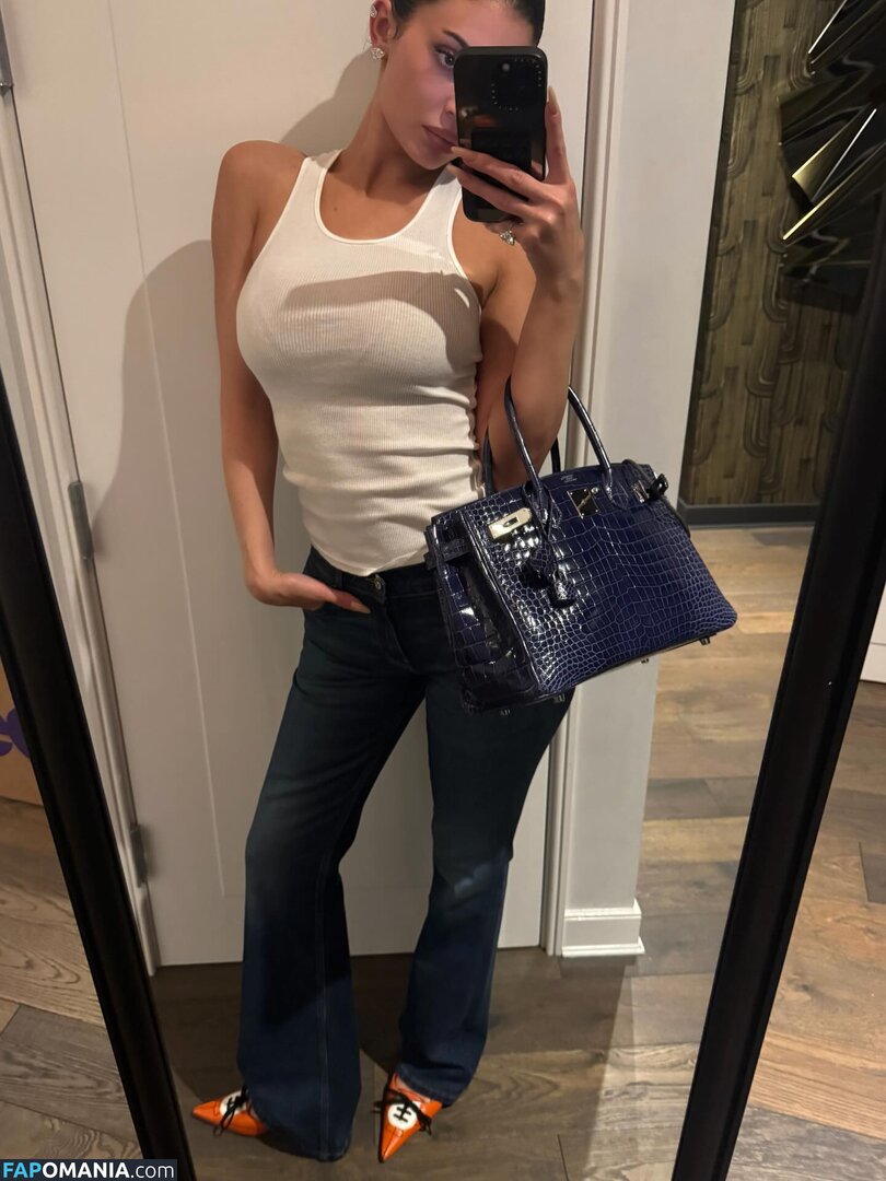 Kylie Jenner / https: / kyliejenner / kyliejenner.2 Nahý OnlyFans  Uniklá fotka #87