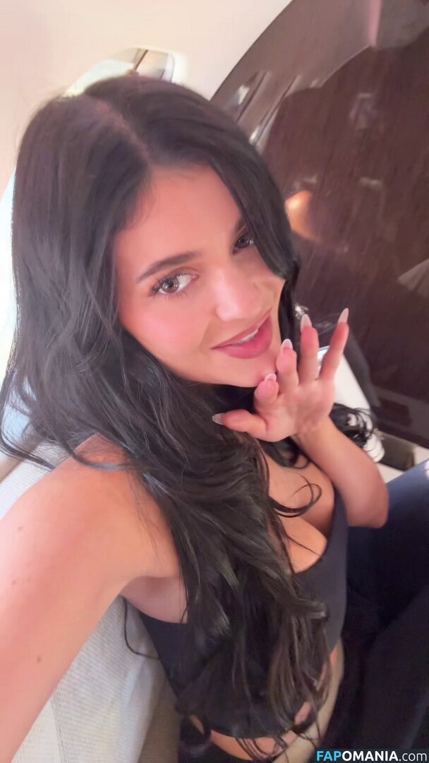 Kylie Jenner / https: / kyliejenner / kyliejenner.2 Nahý OnlyFans  Uniklá fotka #96