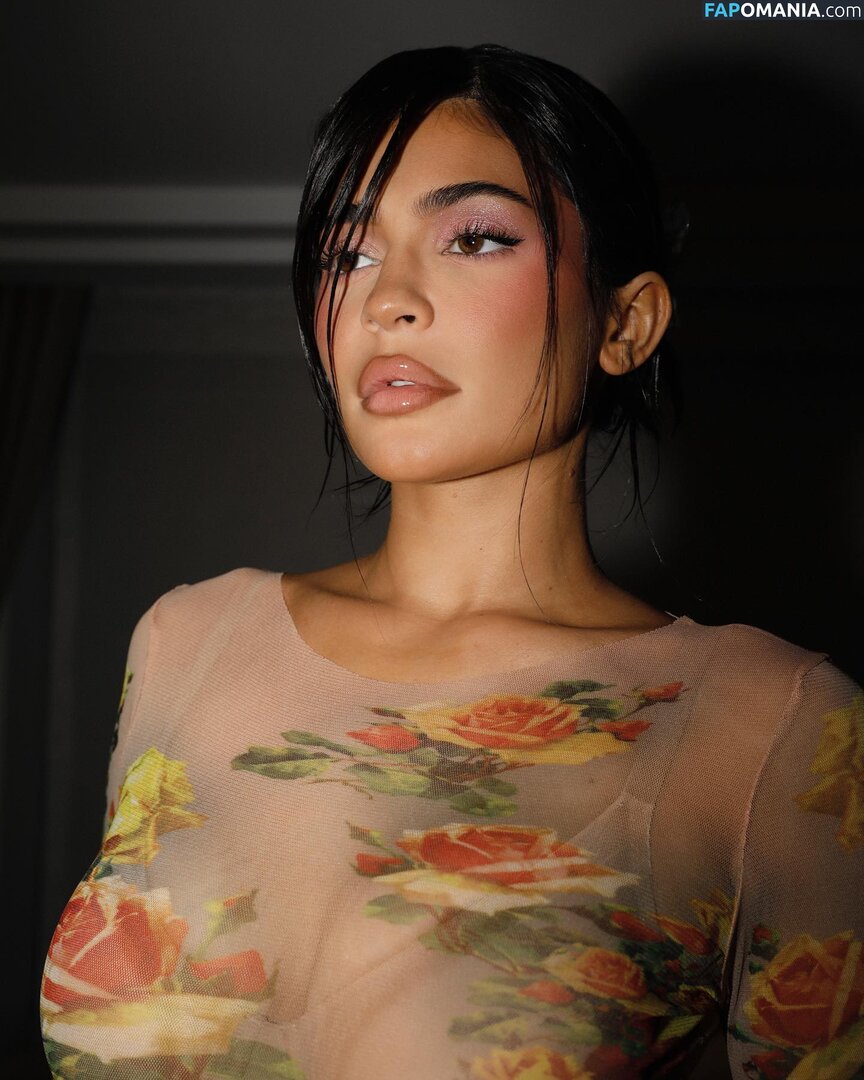 Kylie Jenner / https: / kyliejenner / kyliejenner.2 Nahý OnlyFans  Uniklá fotka #124