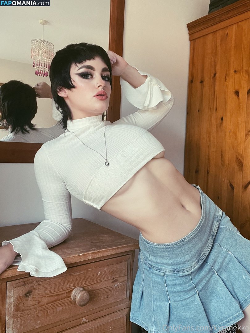 Kyranekko Nahý OnlyFans  Uniklá fotka #35