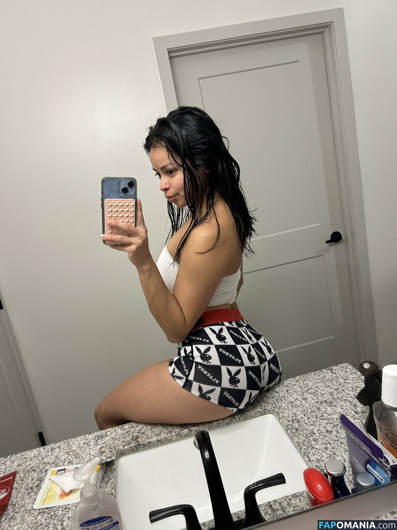la.bella1466 / latinagataa Nahý OnlyFans  Uniklá fotka #17