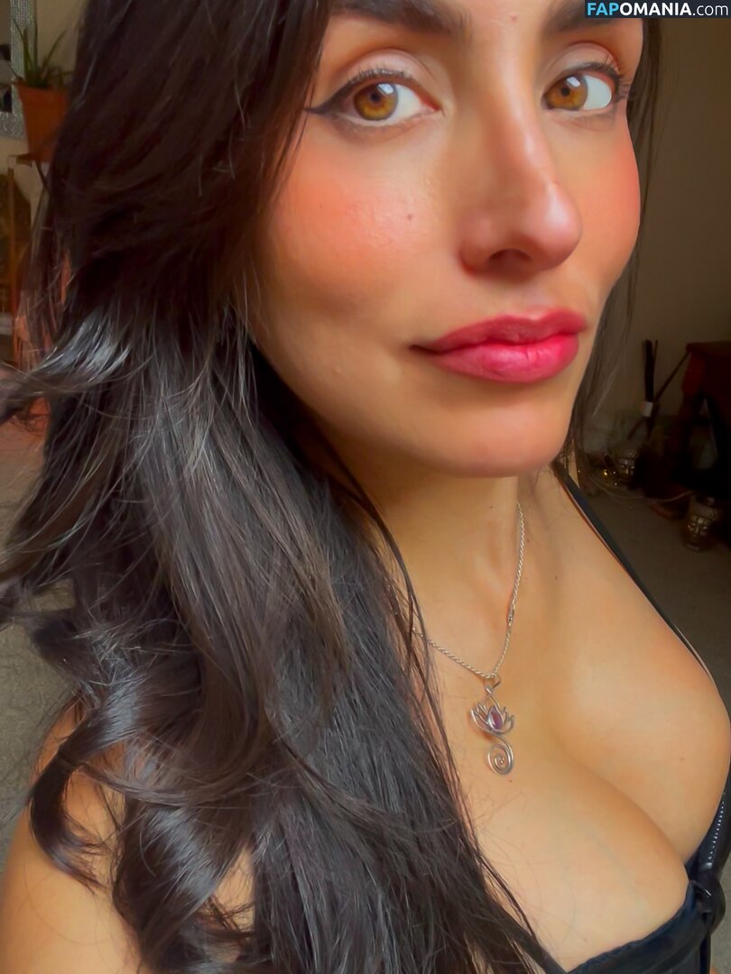 Rossana Isabel Layana Muguerza / la_layana_rous Nahý OnlyFans  Uniklá fotka #73