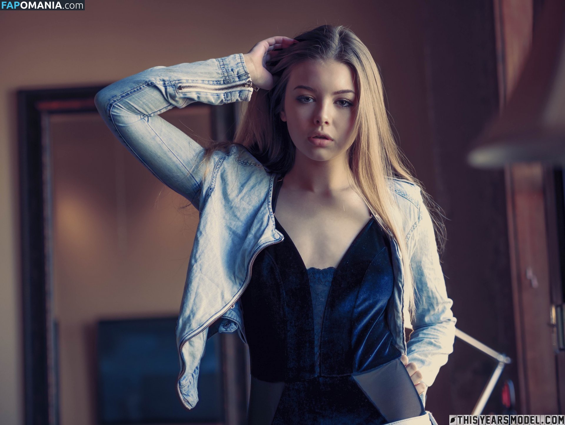 Lana Lea / thelanalea Nahý OnlyFans  Uniklá fotka #38