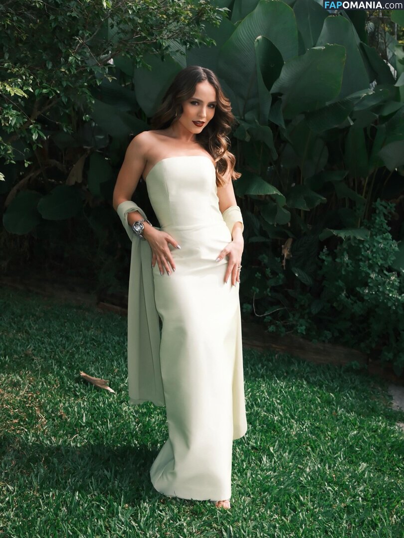 Larissa Manoela / https: / larimanoela / larissamanoela Nahý OnlyFans  Uniklá fotka #678