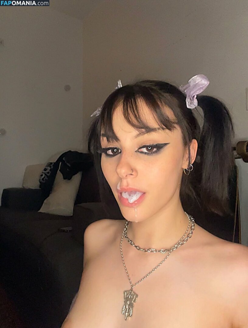 harleysbathwater / hazel_nuts666 / lavenderhayz / lavenderhazecreations Nahý OnlyFans  Uniklá fotka #13