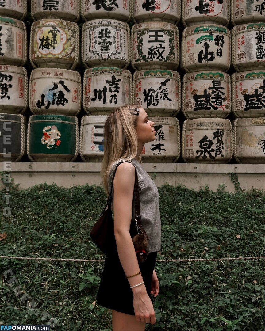 Lea Peach / Looskanal / lea / wifiloo_m Nahý OnlyFans  Uniklá fotka #788