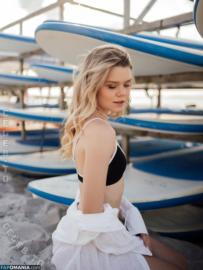 Lea Peach / Looskanal / lea / wifiloo_m Nahý OnlyFans  Uniklá fotka #798