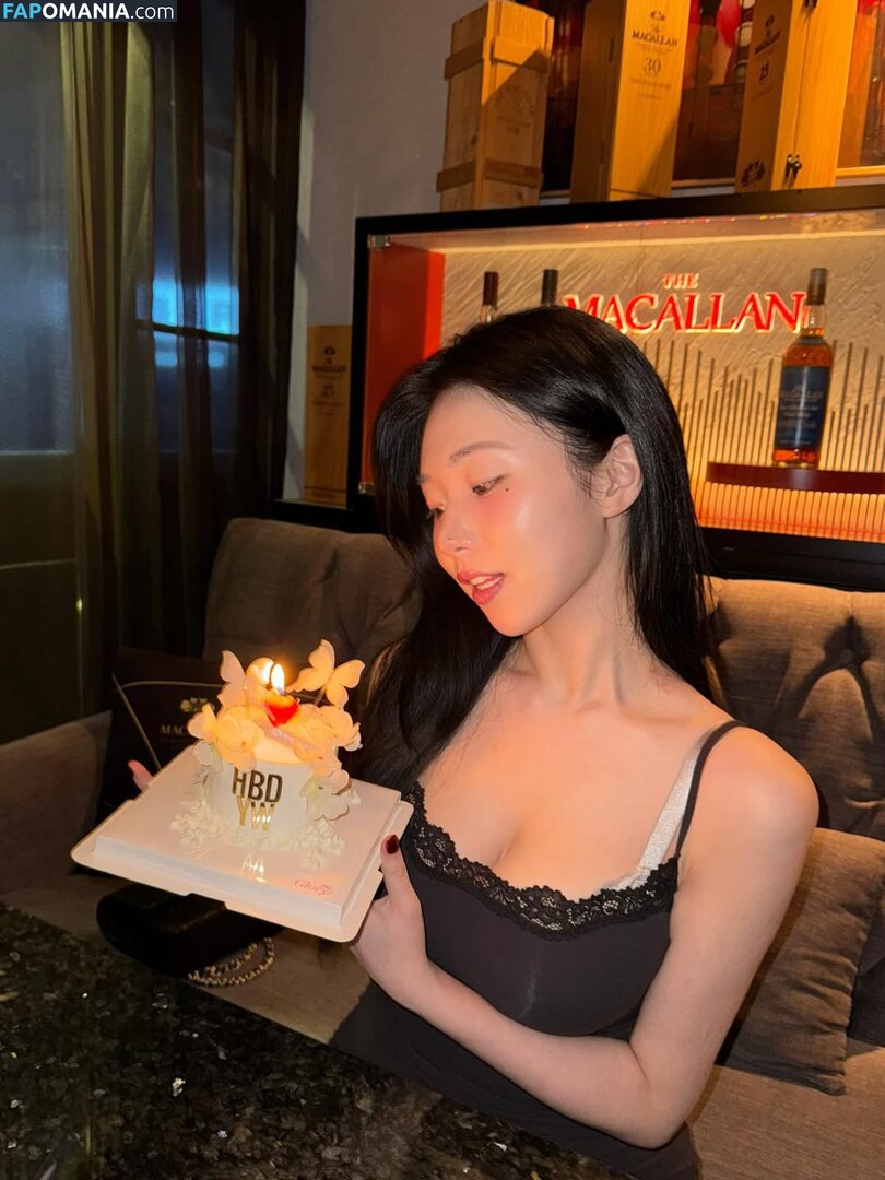 Lee Yeon-woo / yeonwooahh / yonu1201 / 이연우 | Yonu Kuro | yonu_kuro Nahý OnlyFans  Uniklá fotka #2
