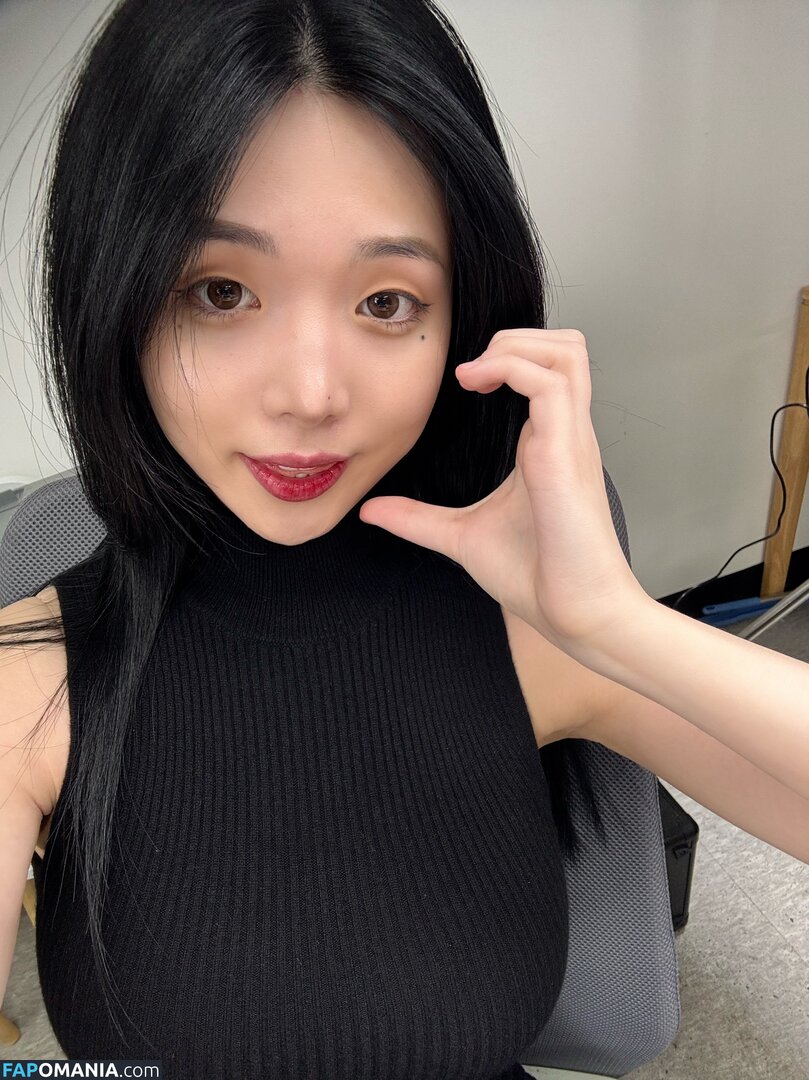Lee Yeonwoo / yeonwooahh / 이연우 Nahý OnlyFans  Uniklá fotka #31