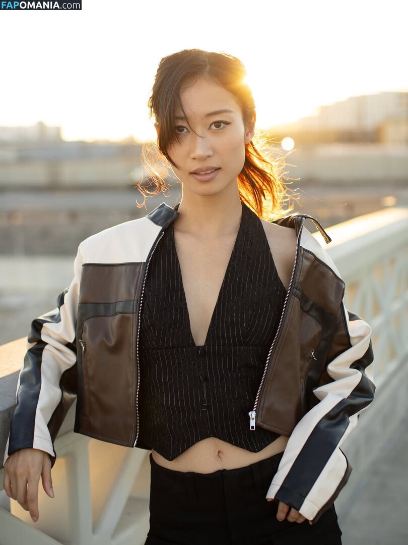 Famous Asian tiktoker / Leenda Dong / leendadong / leendaphotodumps Nahý OnlyFans  Uniklá fotka #3