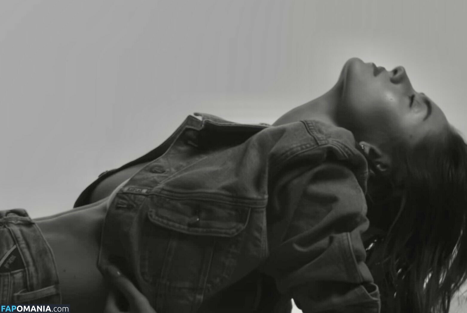 Leni Klum / leniklum Nahý OnlyFans  Uniklá fotka #548