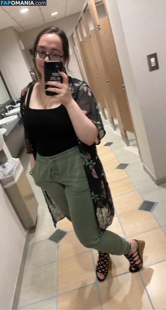 LermyWermy Nahý OnlyFans  Uniklá fotka #3