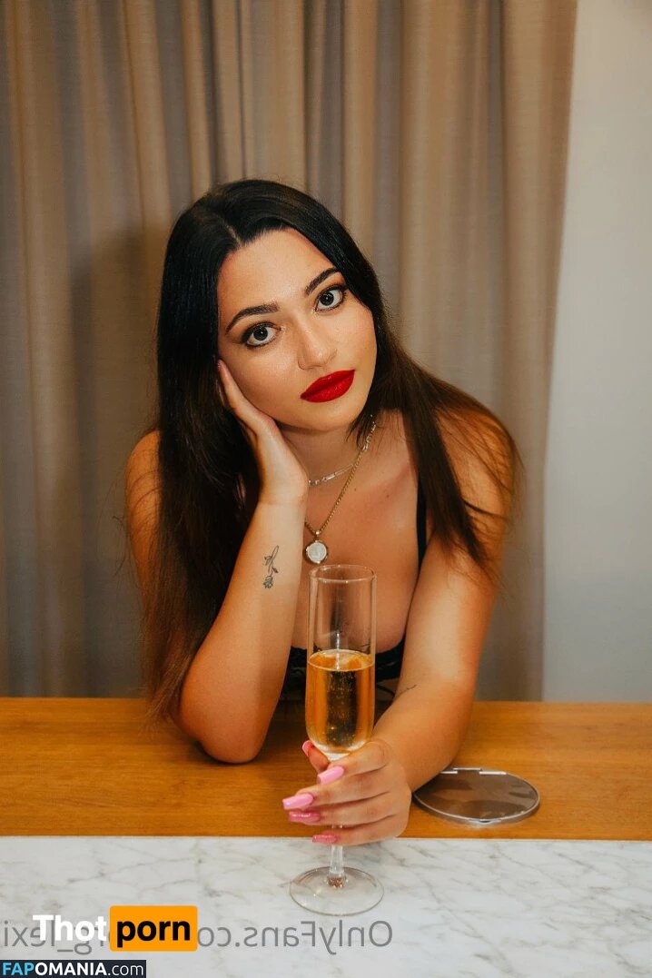 Lexi Borg Nahý OnlyFans  Uniklá fotka #8