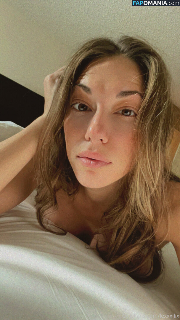 lexxxilix Nahý OnlyFans  Uniklá fotka #8
