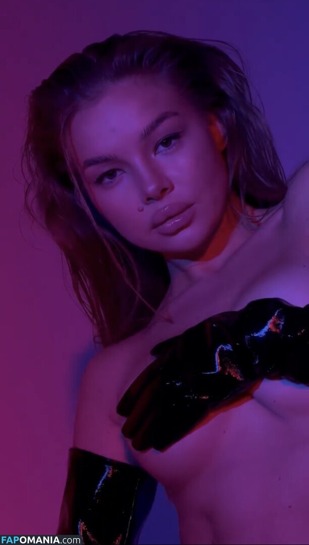 Liliya Hanusevich / han.liliya / liliya.han Nahý OnlyFans  Uniklá fotka #98