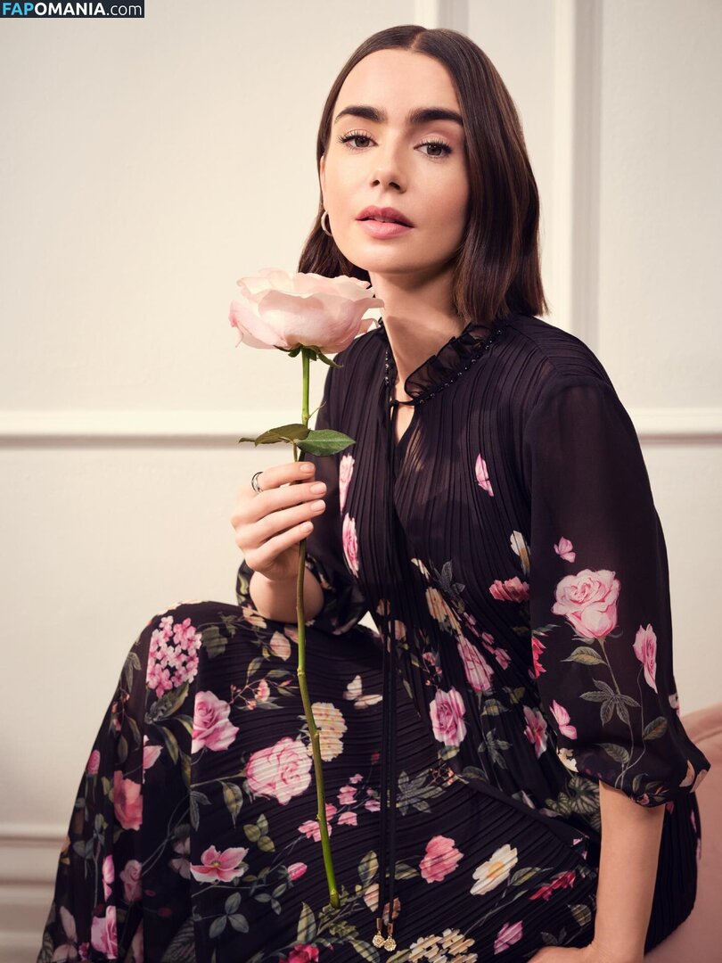 Lily Collins / lily_collins / lilyjcollins Nahý OnlyFans  Uniklá fotka #537