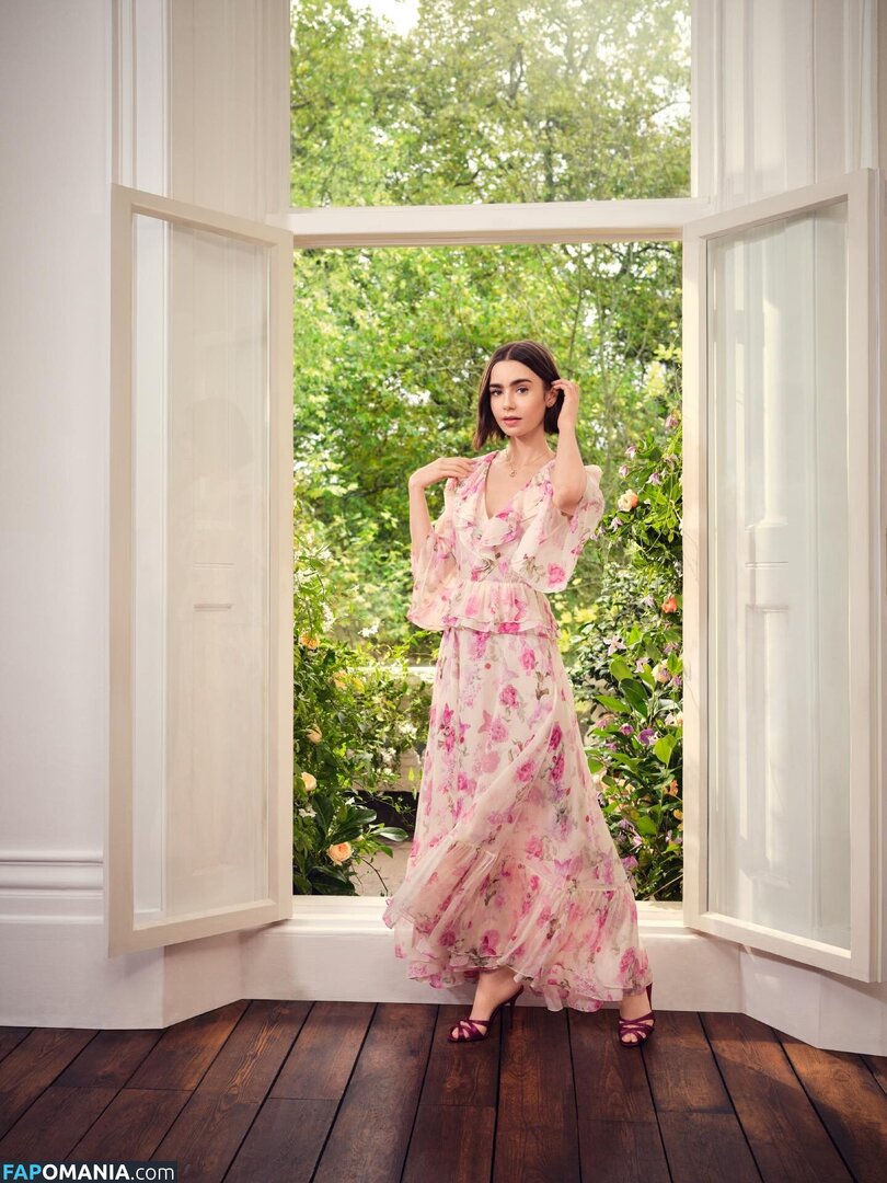 Lily Collins / lily_collins / lilyjcollins Nahý OnlyFans  Uniklá fotka #538