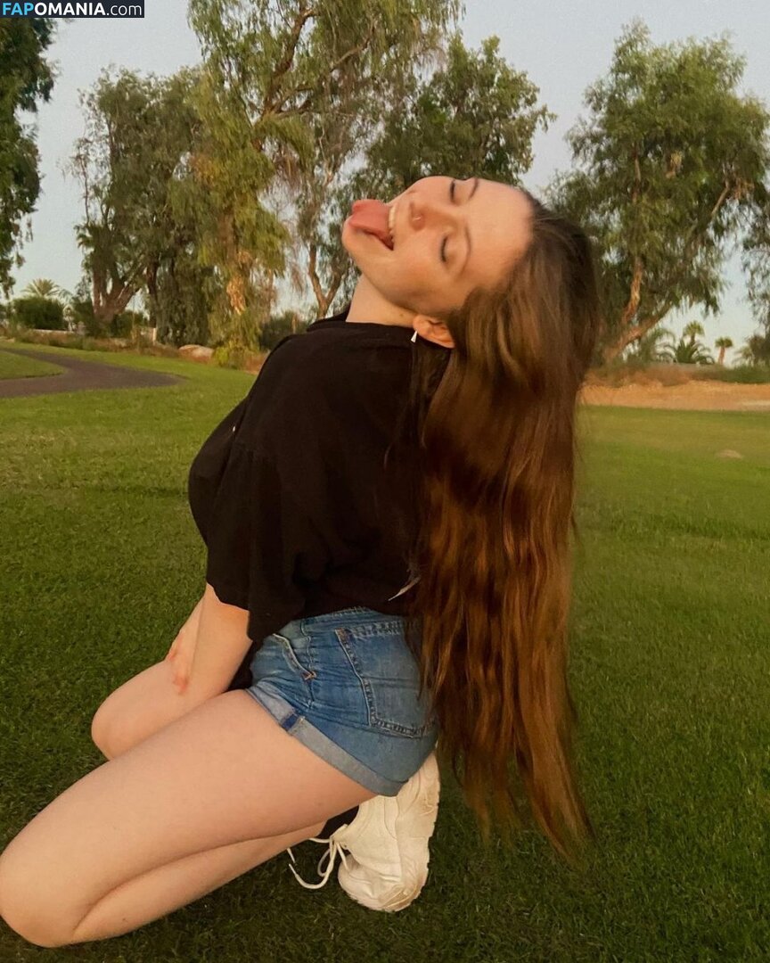 Lily P / lillypulitzer / lilyprosse Nahý OnlyFans  Uniklá fotka #20