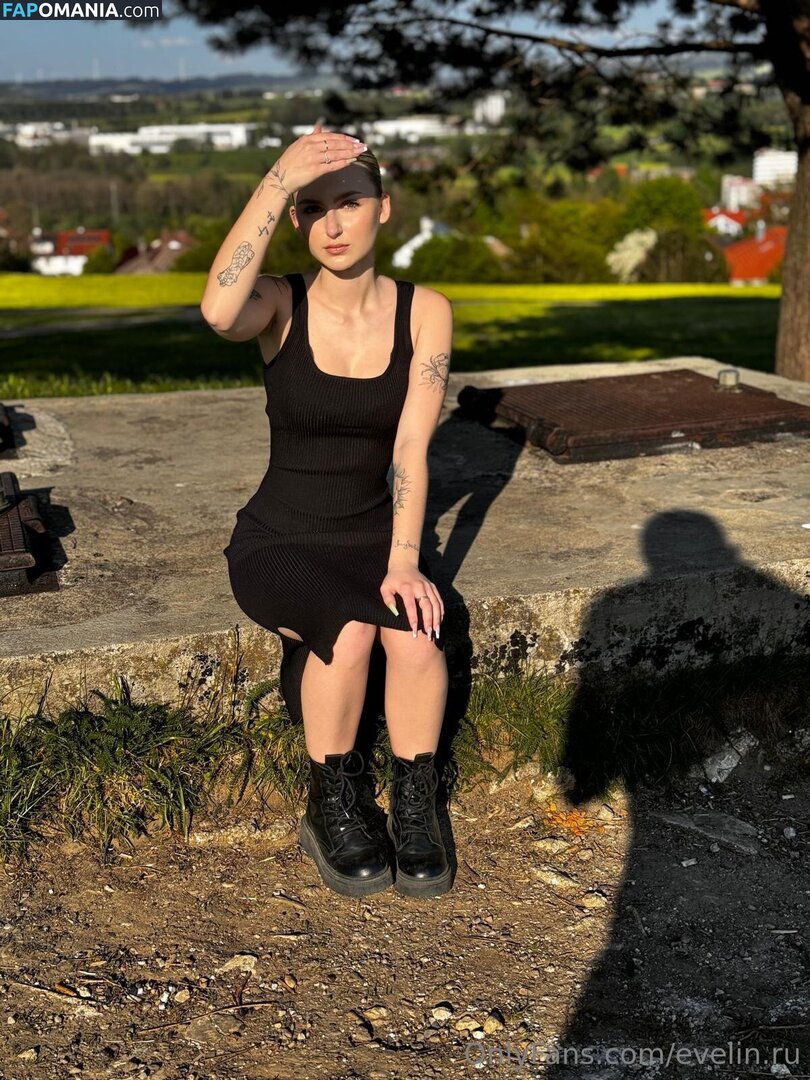 lindsilanestyle / linidreams Nahý OnlyFans  Uniklá fotka #4