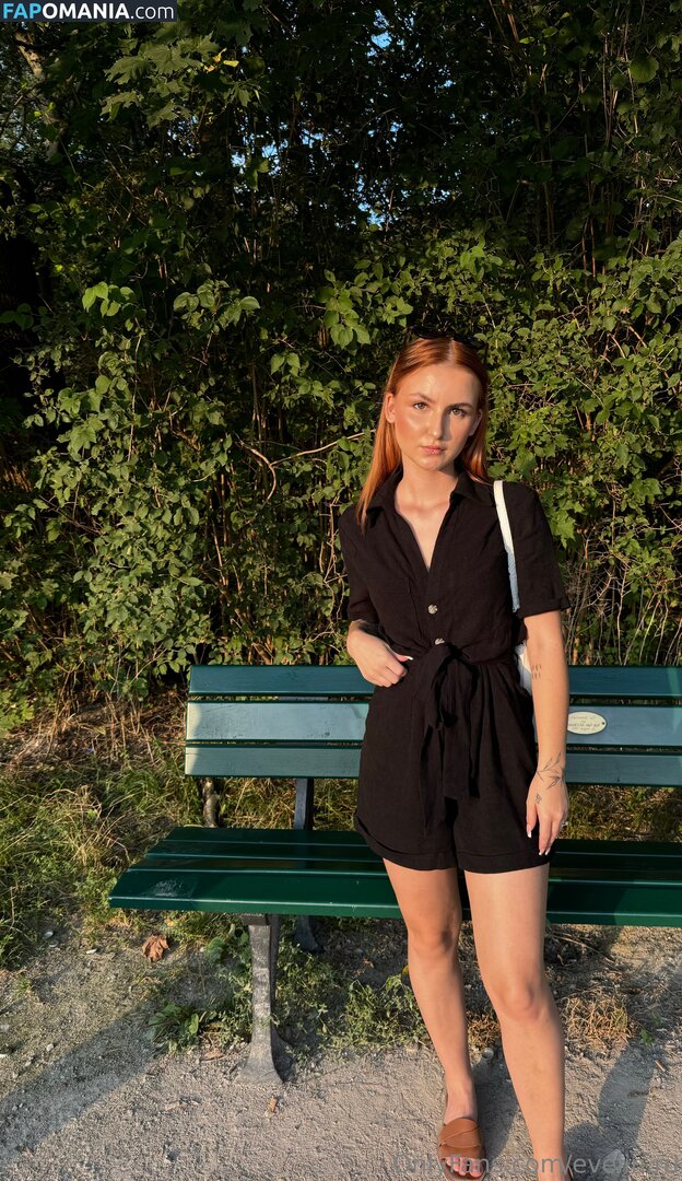 lindsilanestyle / linidreams Nahý OnlyFans  Uniklá fotka #18