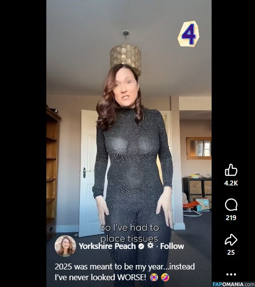 Lisa Dollan / yorkshire_peach Nahý OnlyFans  Uniklá fotka #1