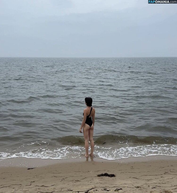 Bluemoonmagic2 / Lisa-Marie Koroll / lisamariekoroll Nahý OnlyFans  Uniklá fotka #1