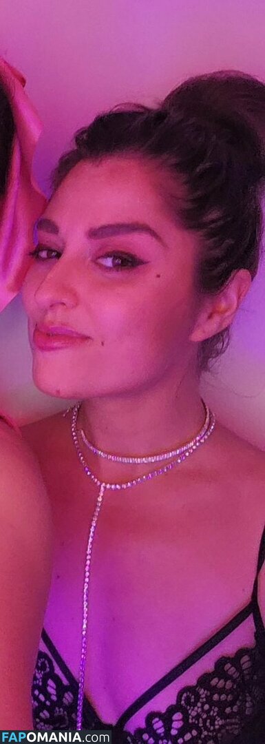 Lisa Marie Zellmer / ravenskye__ Nahý OnlyFans  Uniklá fotka #1