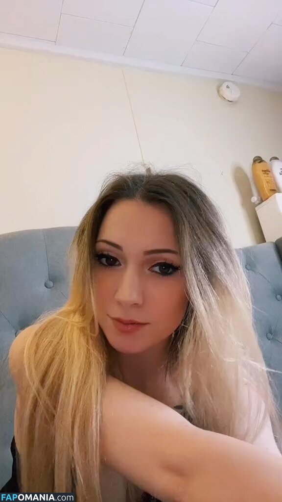 Little Momma / Littleemommaa21 / littlee.mommaa23 / littleemommaa23 Nahý OnlyFans  Uniklá fotka #2