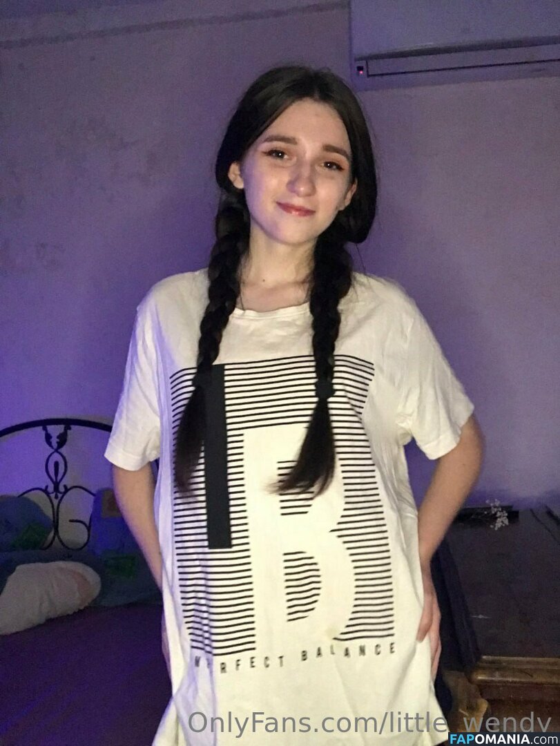 little_wendy / littlee_wendy_ Nahý OnlyFans  Uniklá fotka #39