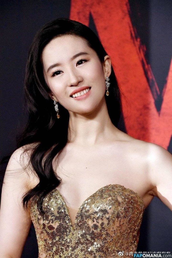 Liu Yifei / yifei_cc Nahý OnlyFans  Uniklá fotka #9