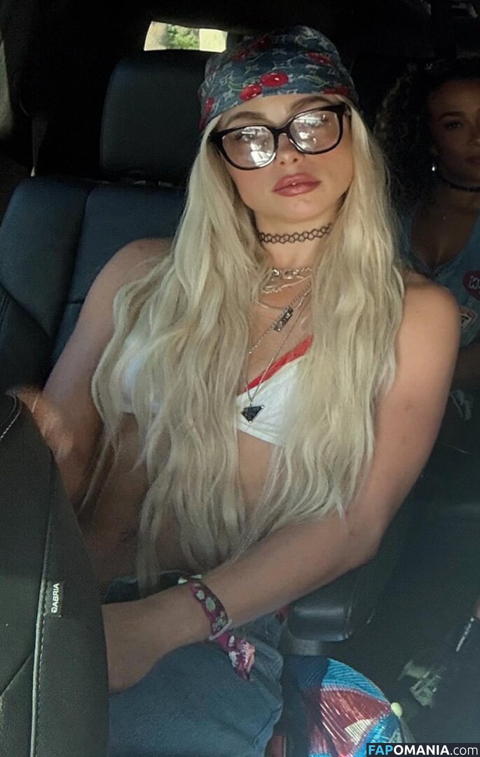 Liv Morgan / https: / yaonlylivvonce Nahý OnlyFans  Uniklá fotka #967