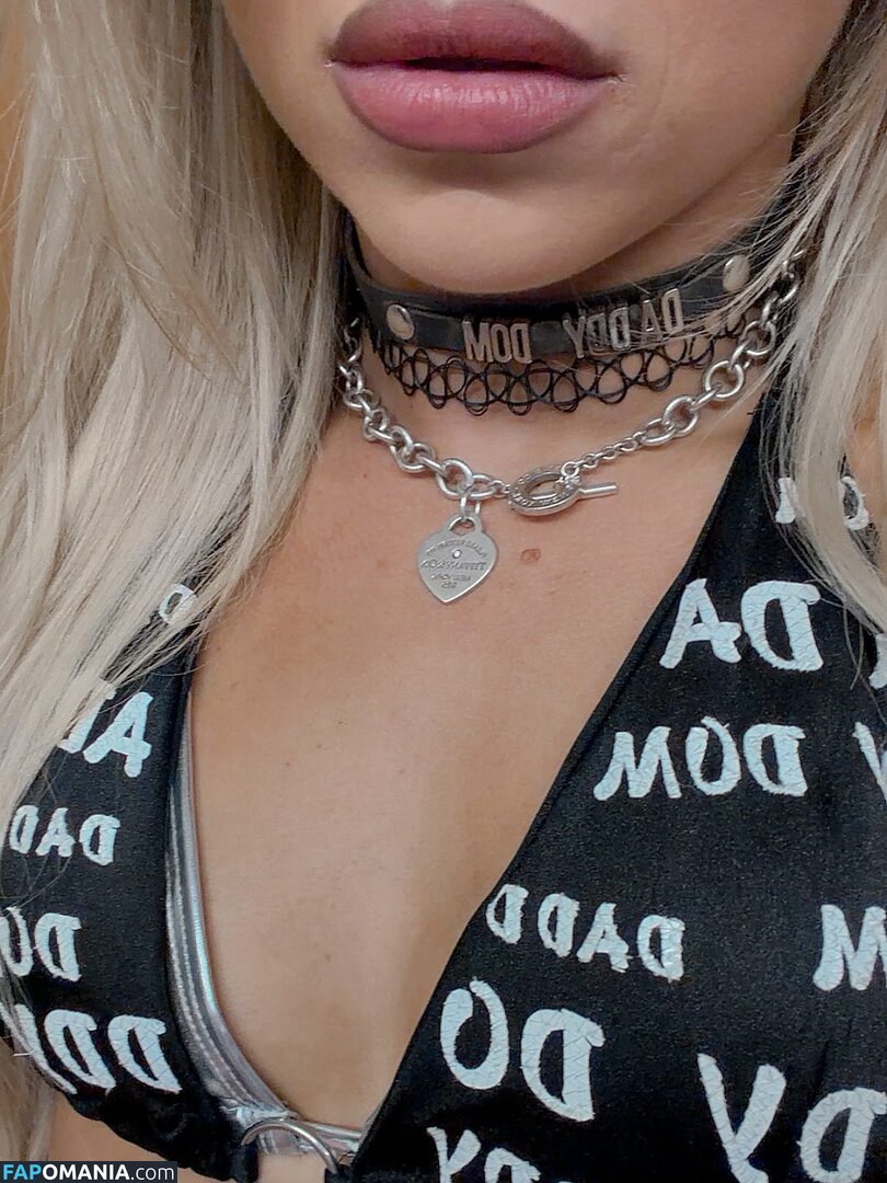 Liv Morgan / https: / yaonlylivvonce Nahý OnlyFans  Uniklá fotka #990