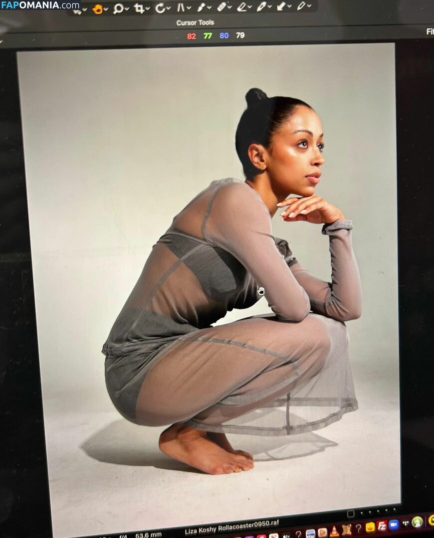 Liza Koshy / lizakoshy Nahý OnlyFans  Uniklá fotka #5