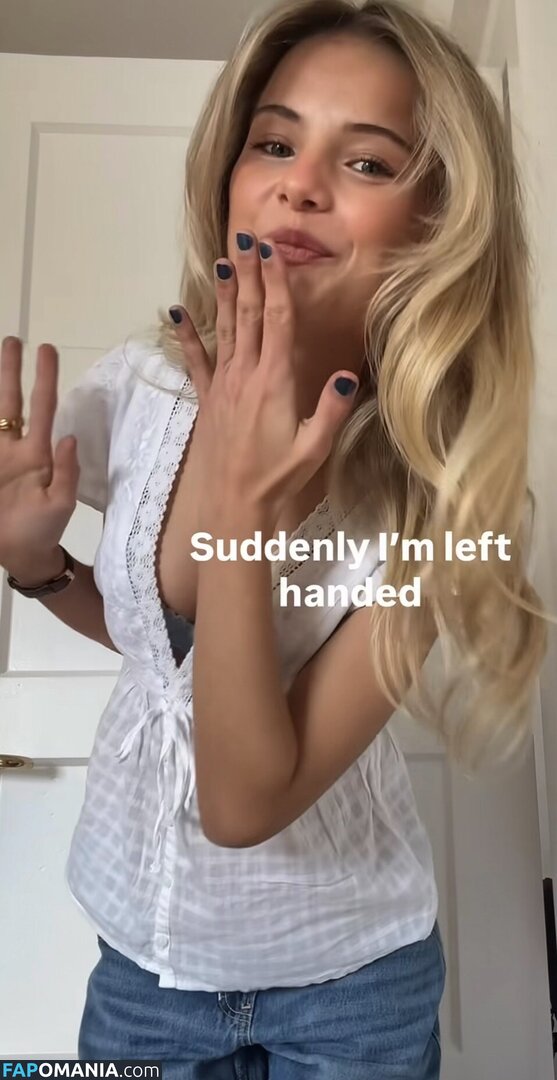 Lotta Emilie Stichler / lottastichler Nahý OnlyFans  Uniklá fotka #17