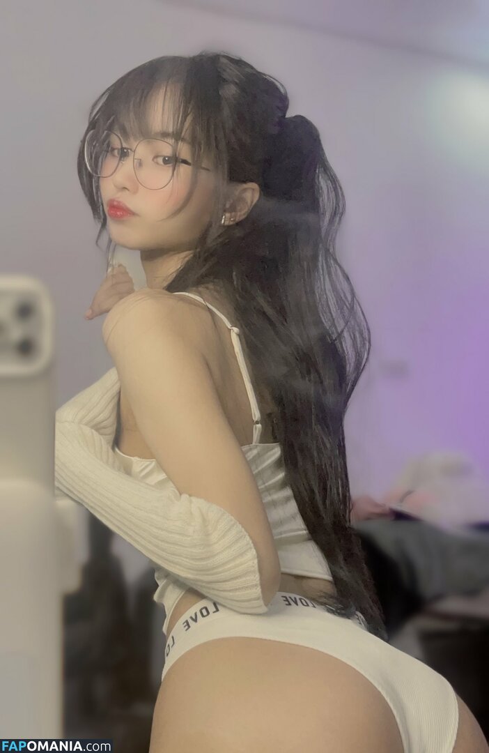 Lilith / Lou Aenlle / llthidk Nahý OnlyFans  Uniklá fotka #15