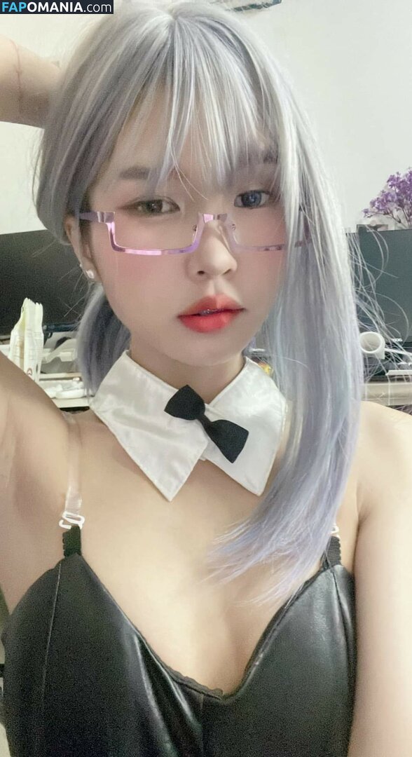 Lilith / Lou Aenlle / llthidk Nahý OnlyFans  Uniklá fotka #32