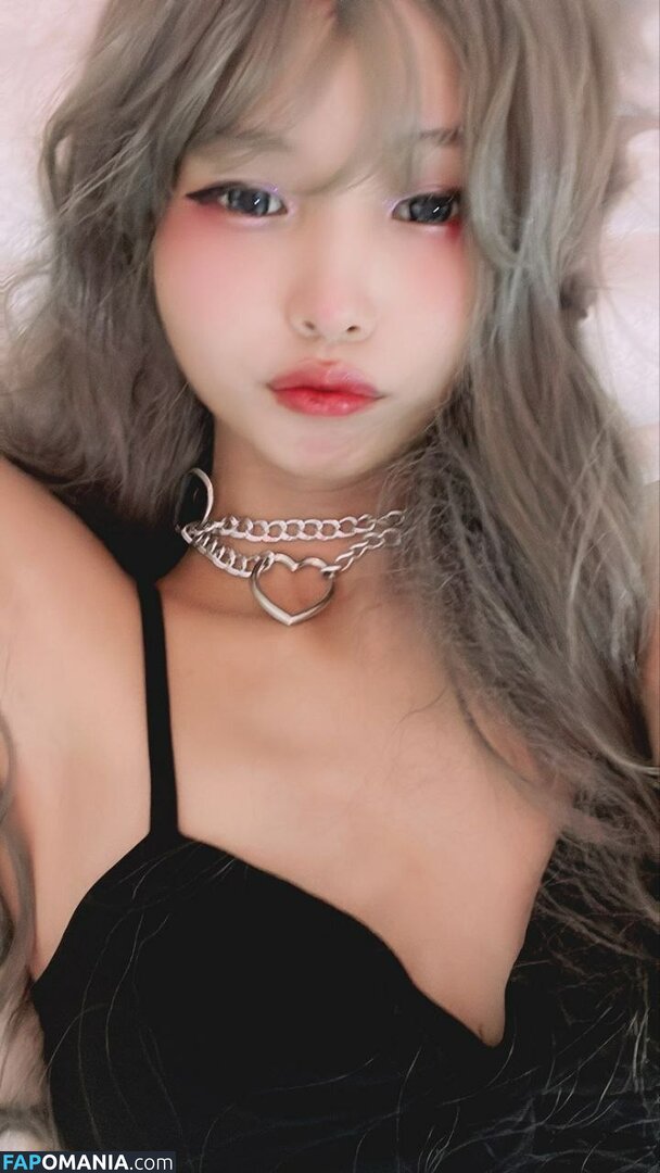 Lilith / Lou Aenlle / llthidk Nahý OnlyFans  Uniklá fotka #66
