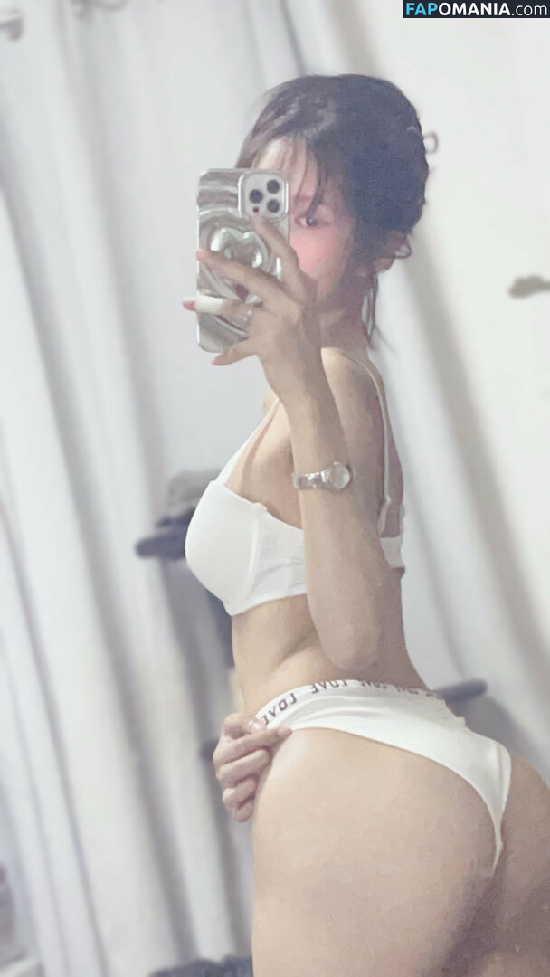 Lilith / Lou Aenlle / llthidk Nahý OnlyFans  Uniklá fotka #83