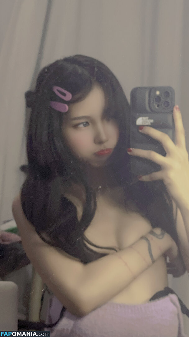 Lilith / Lou Aenlle / llthidk Nahý OnlyFans  Uniklá fotka #96