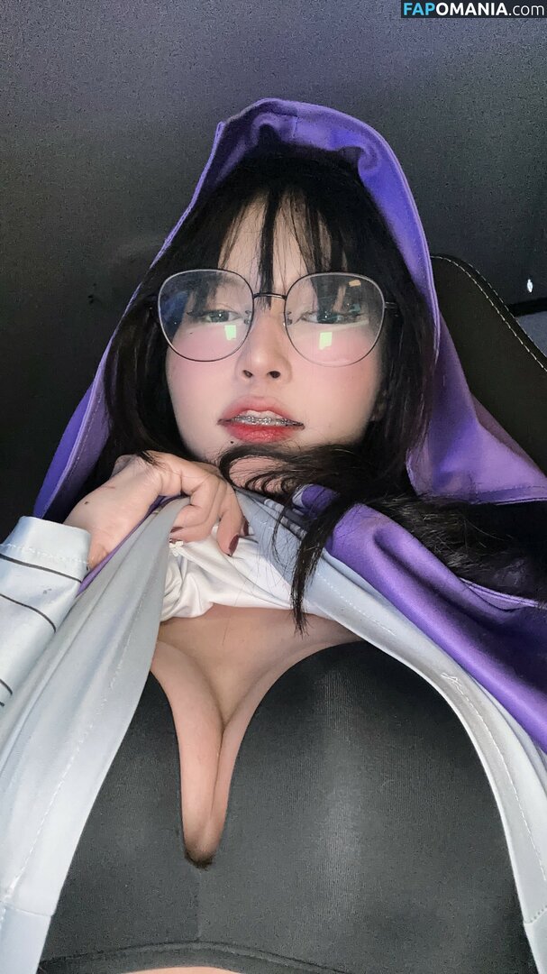 Lilith / Lou Aenlle / llthidk Nahý OnlyFans  Uniklá fotka #139