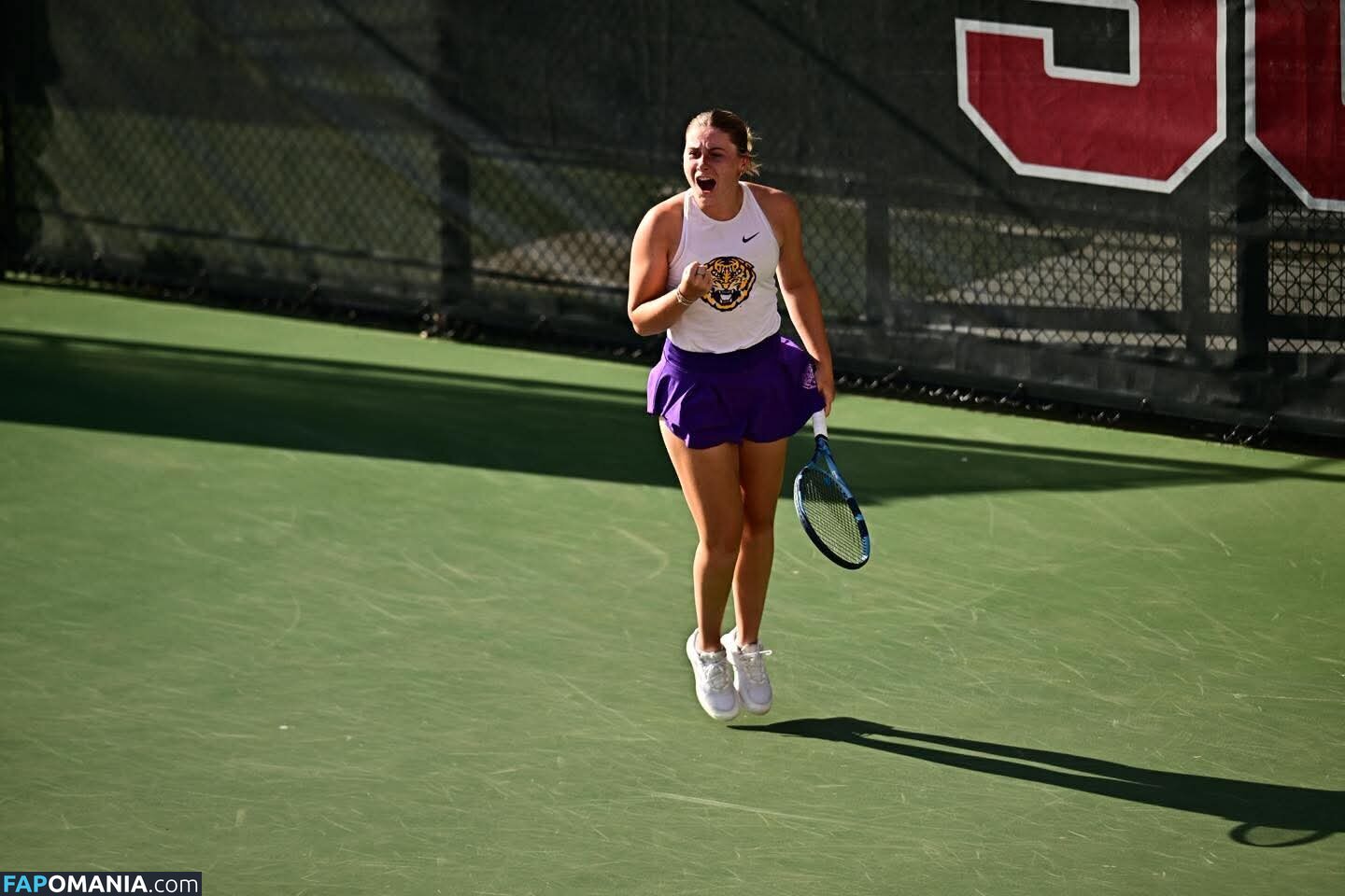 Lsu woman tennis Nahý OnlyFans  Uniklá fotka #4