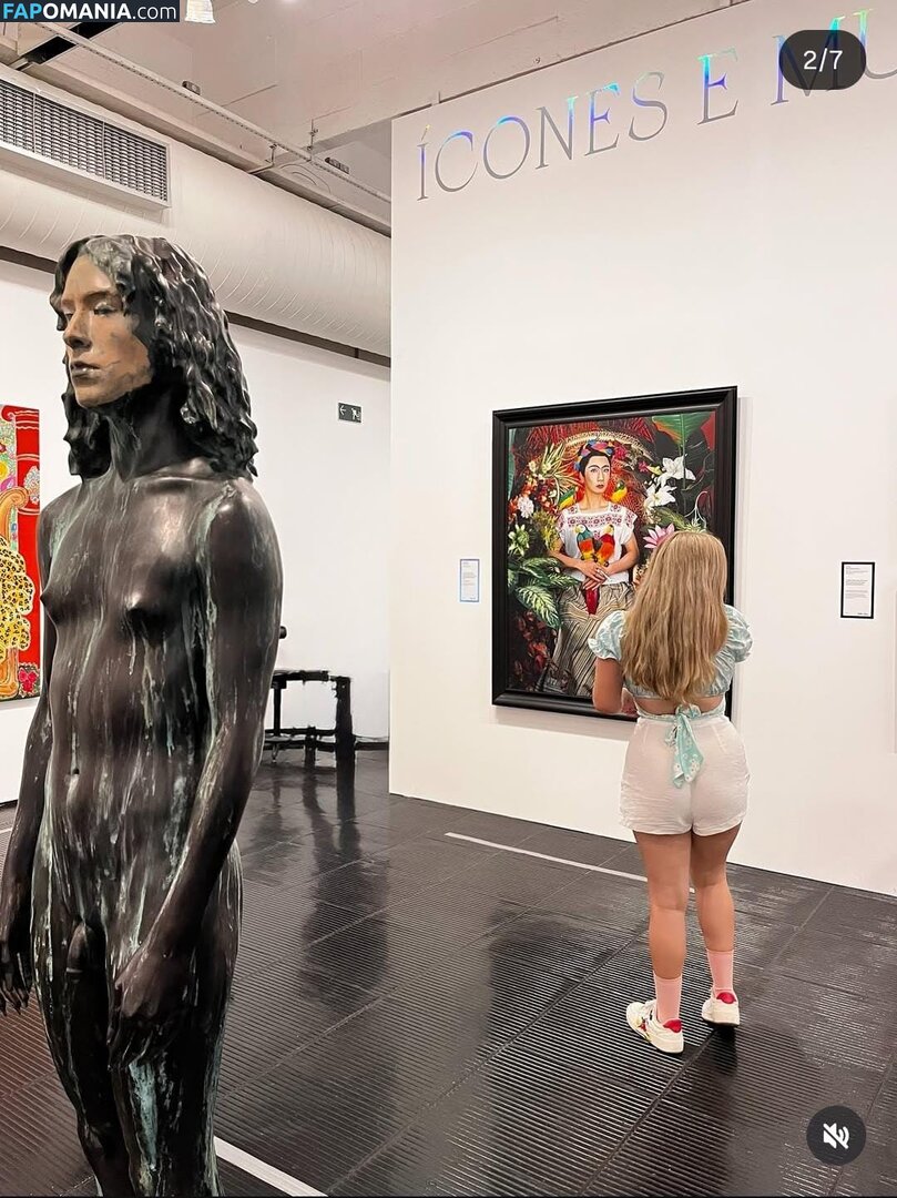 Luana Shinya / luanashinya Nahý OnlyFans  Uniklá fotka #4