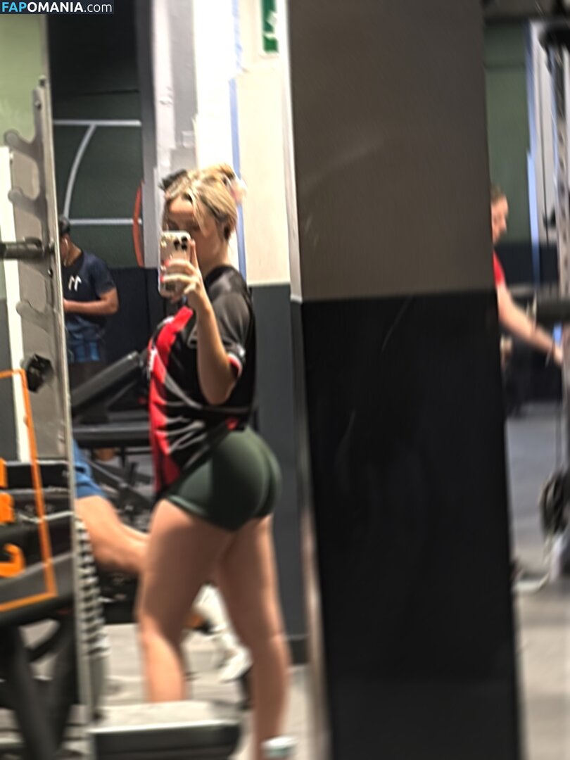 Lucia Balaguer / luciabalaguerr Nahý OnlyFans  Uniklá fotka #12