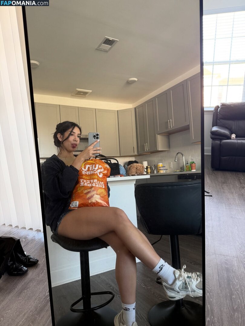 Lucila Erickson / lucilaerickson_ Nahý OnlyFans  Uniklá fotka #25