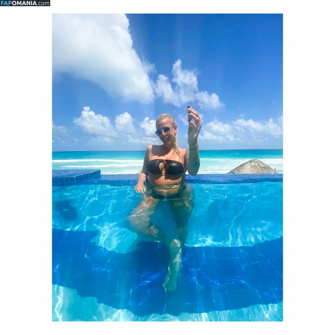 La Tora / Lucila Villar / luvillarr Nahý OnlyFans  Uniklá fotka #24