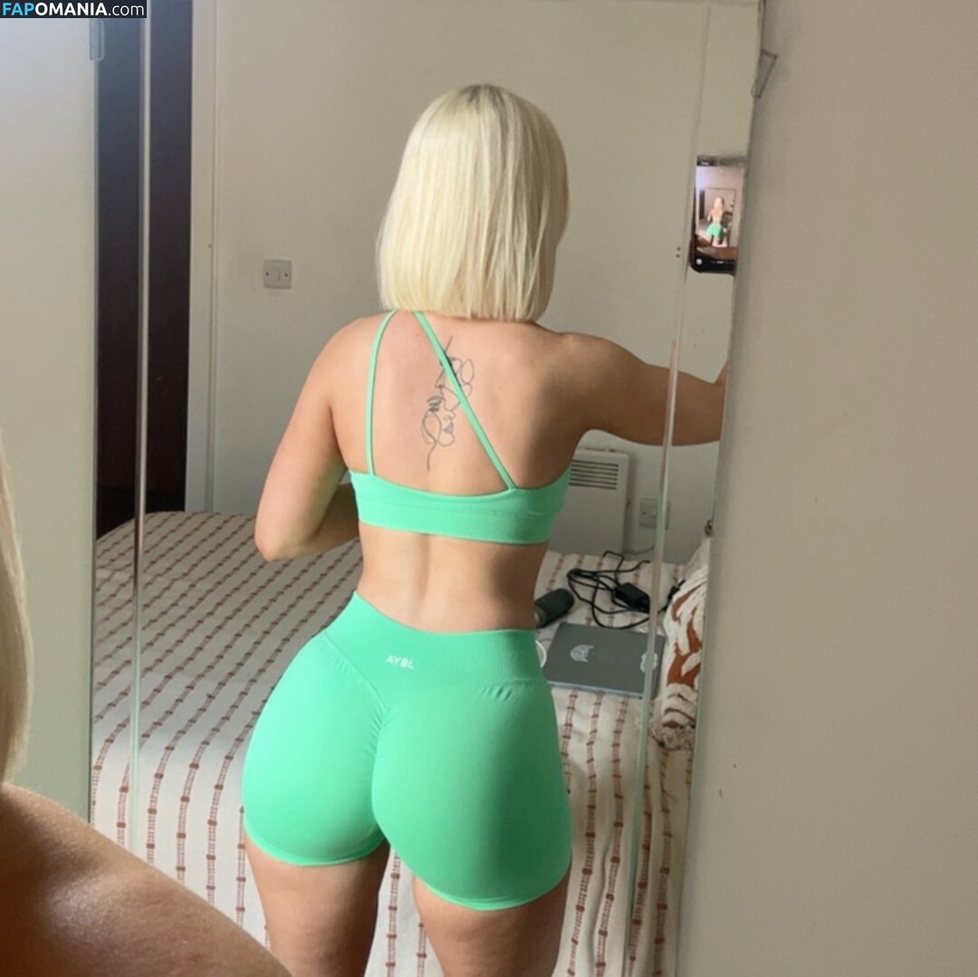 Lucycombe / lucynukes / lucynukesfit / luudaw Nahý OnlyFans  Uniklá fotka #1